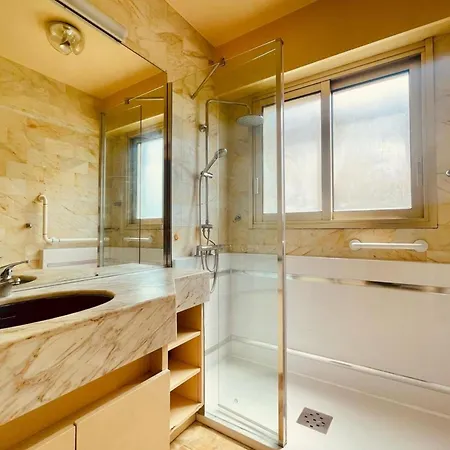 公寓 Cozy Flat With Terrace And Swimming Pool In 戛纳